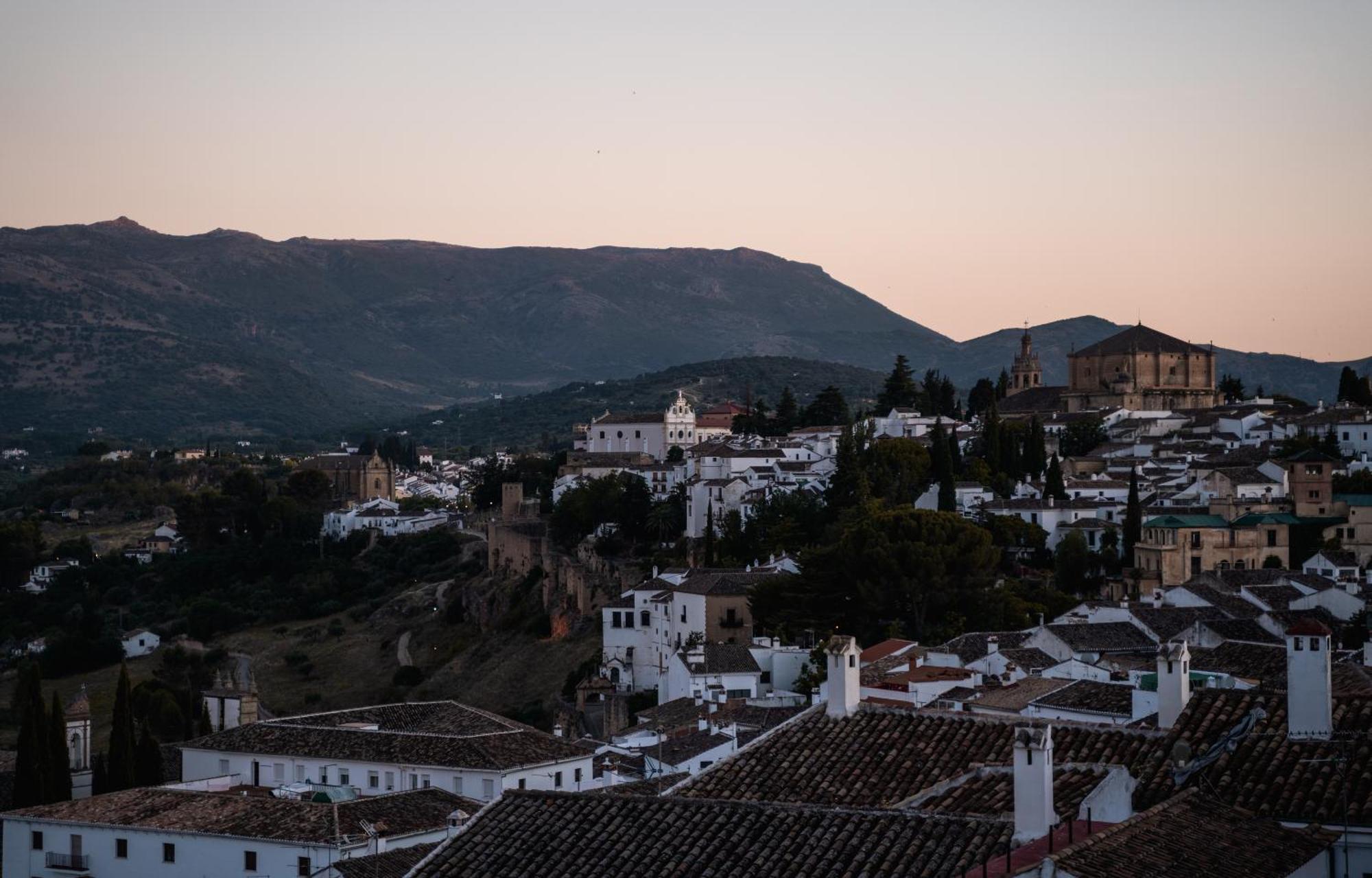 Apartamentos - Remedios Ronda Dış mekan fotoğraf